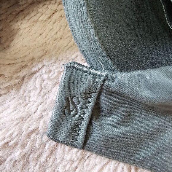 34DD Victorias Secret Body By Victoria Lined Perfect Coverage Bra Lace Green - Picture 8 of 10